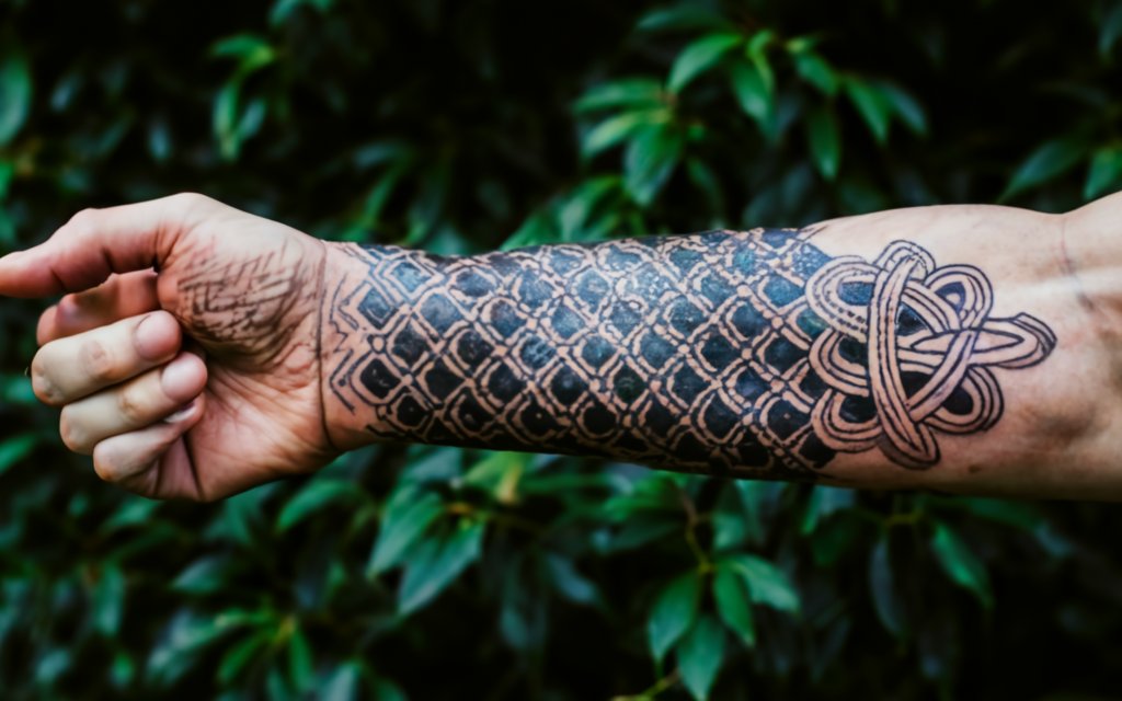 Celtic knotwork forearm tattoos