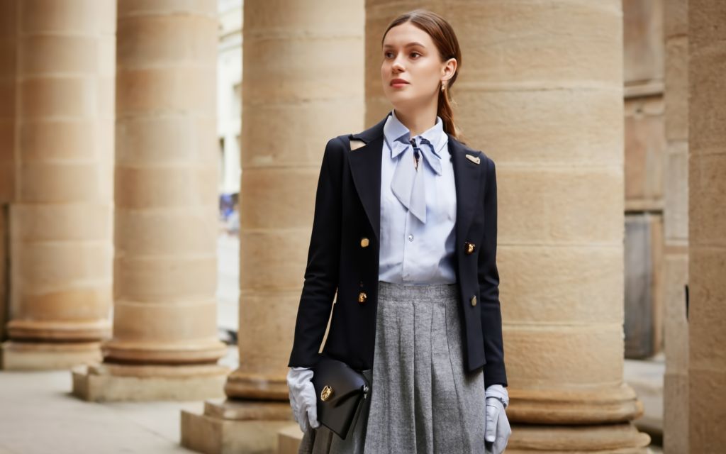  tailored pieces with feminine accents to achieve scholarly sophistication with light academia outfit